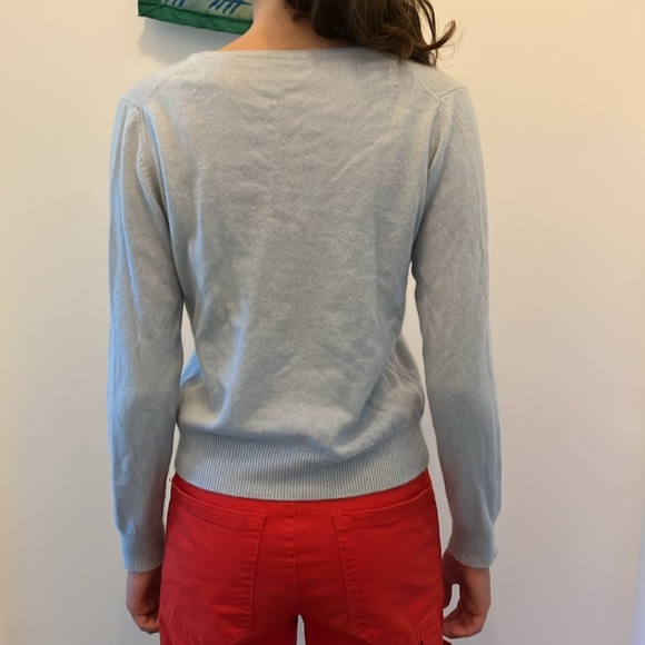 Lord & Taylor Cashmere sweater - Picture 2 of 3